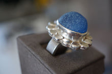 Load image into Gallery viewer, Statement Seaglass Ring